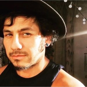 Meet your Posher, Robert